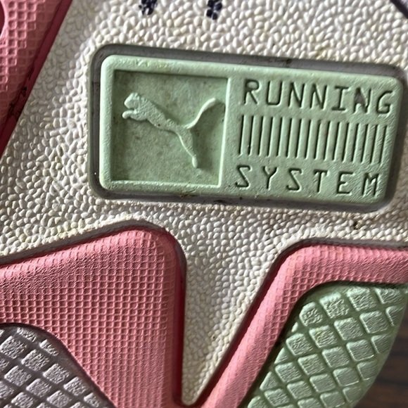 Puma, RS-X Xray Running System shoe, pastel colors, size 6 youth or 7.5-8 women - Picture 11 of 12